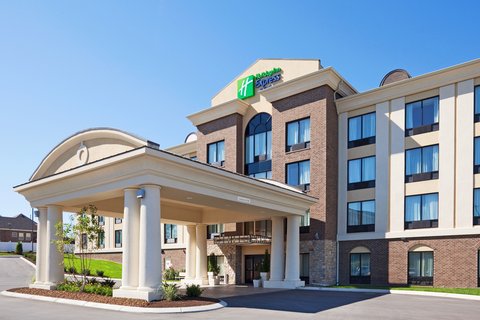 Holiday Inn Express Hotel & Suites