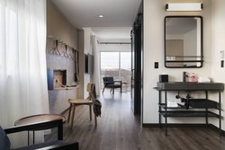  - Moxy Hotel by Marriott Vanderbilt Hospital Nashville