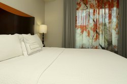  - Fairfield Inn & Suites by Marriott New Cumberland - I-83, Exit 40A