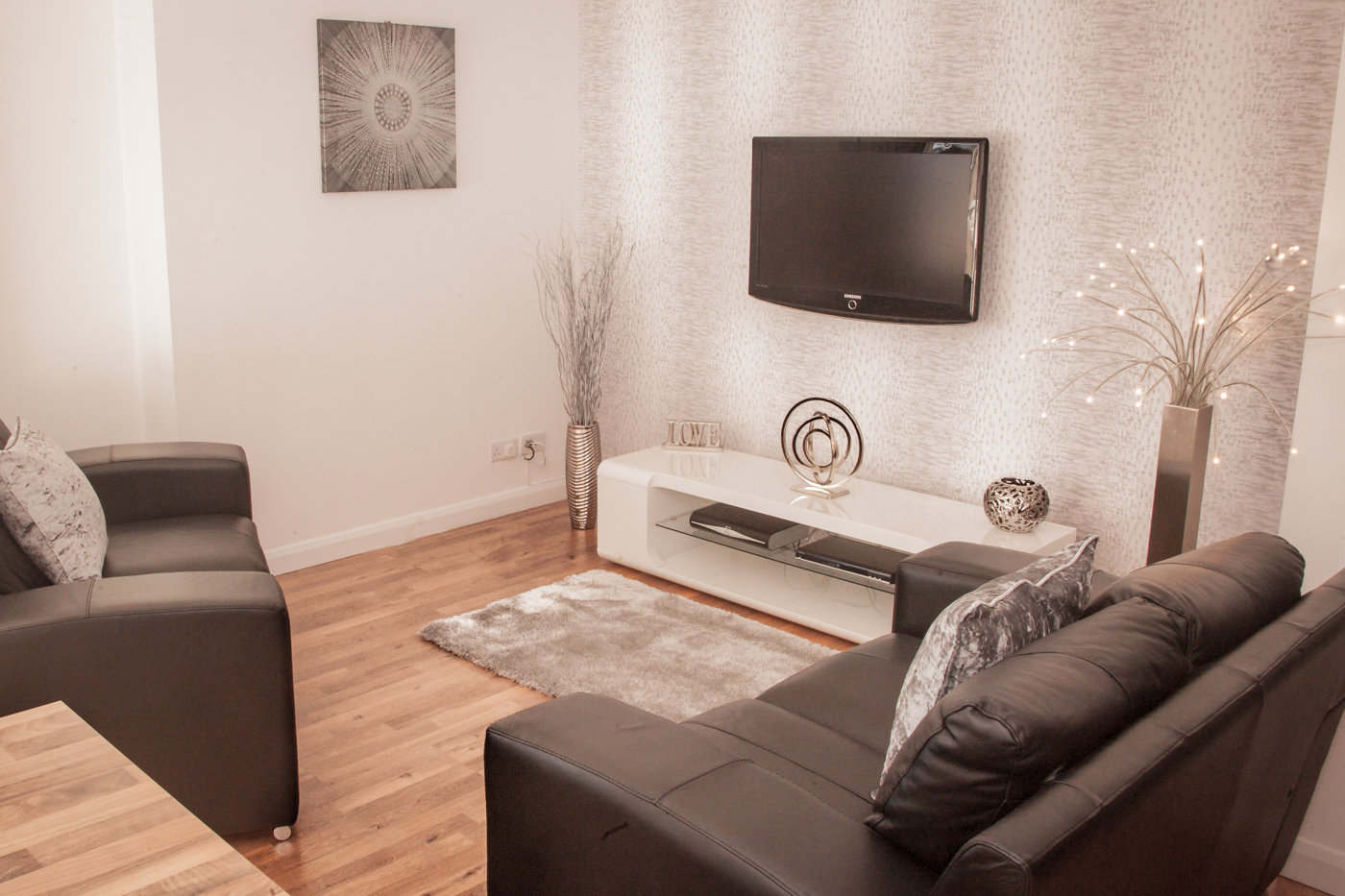 Parkhill Luxury Serviced Apartments-guestroom-Living Room.jpg