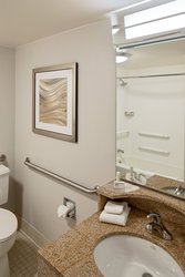  - Courtyard by Marriott Blue Ash - I-71, Exit 15