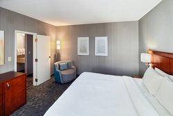  - Courtyard by Marriott Blue Ash - I-71, Exit 15