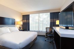  - Holiday Inn Weirton