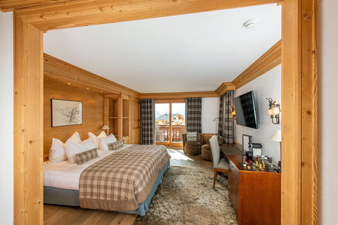 CHALET ROYALP HOTEL AND SPA - Photo 12