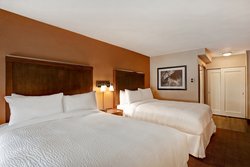  - Four Points by Sheraton Hotel Downtown Peoria - I-74, Exit 93