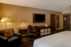  - Four Points by Sheraton Hotel Downtown Peoria - I-74, Exit 93