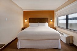  - Four Points by Sheraton Hotel Downtown Peoria - I-74, Exit 93