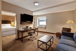  - Four Points by Sheraton Hotel Downtown Peoria - I-74, Exit 93