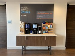  - Holiday Inn Express & Suites Moore - I-35, Exit 118