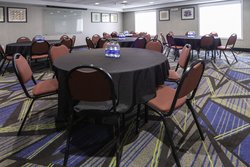  - Holiday Inn Express & Suites Rochelle - I-39, Exit 99