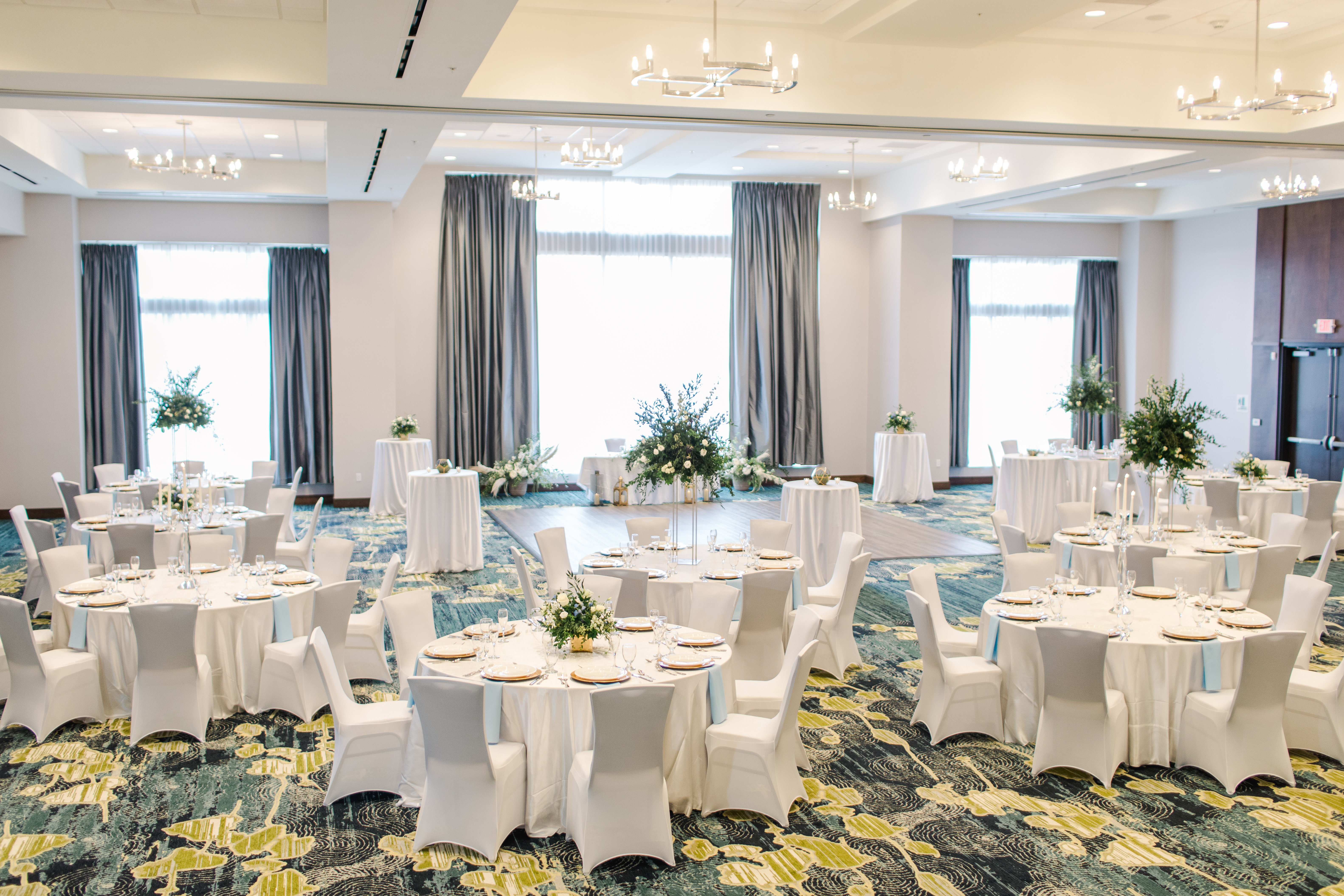 Our modern wedding venue in Livonia is perfect for your day.