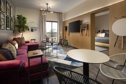  - Moxy Hotel by Marriott Downtown Memphis - I-40, Exit 1