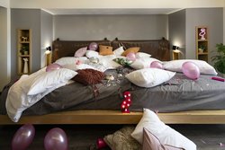  - Moxy Hotel by Marriott Downtown Memphis - I-40, Exit 1