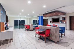  - Holiday Inn Express & Suites Junction - I-10, Exit 456