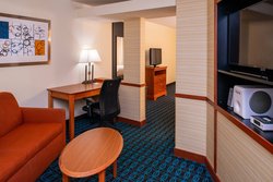  - Fairfield Inn & Suites by Marriott Greensboro - I-40, Exit 214