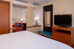  - Fairfield Inn & Suites by Marriott Greensboro - I-40, Exit 214