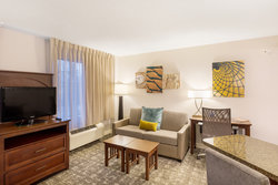  - Staybridge Suites Chesapeake - I-64, Exit 289