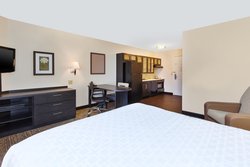  - Candlewood Suites Polaris Columbus - I-71, Exit 121