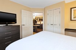  - Candlewood Suites Polaris Columbus - I-71, Exit 121
