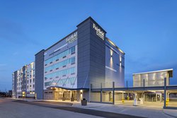  - Fairfield Inn & Suites by Marriott Downtown St Louis - I-64, Exits 38A & 38B