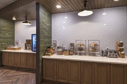  - Fairfield Inn & Suites by Marriott Downtown St Louis - I-64, Exits 38A & 38B