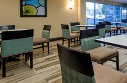  - Holiday Inn Express & Suites Downtown Colorado Springs - I-25, Exit 142