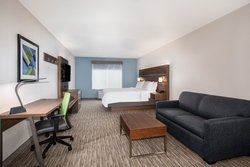  - Holiday Inn Express & Suites Gateway to Yosemite
