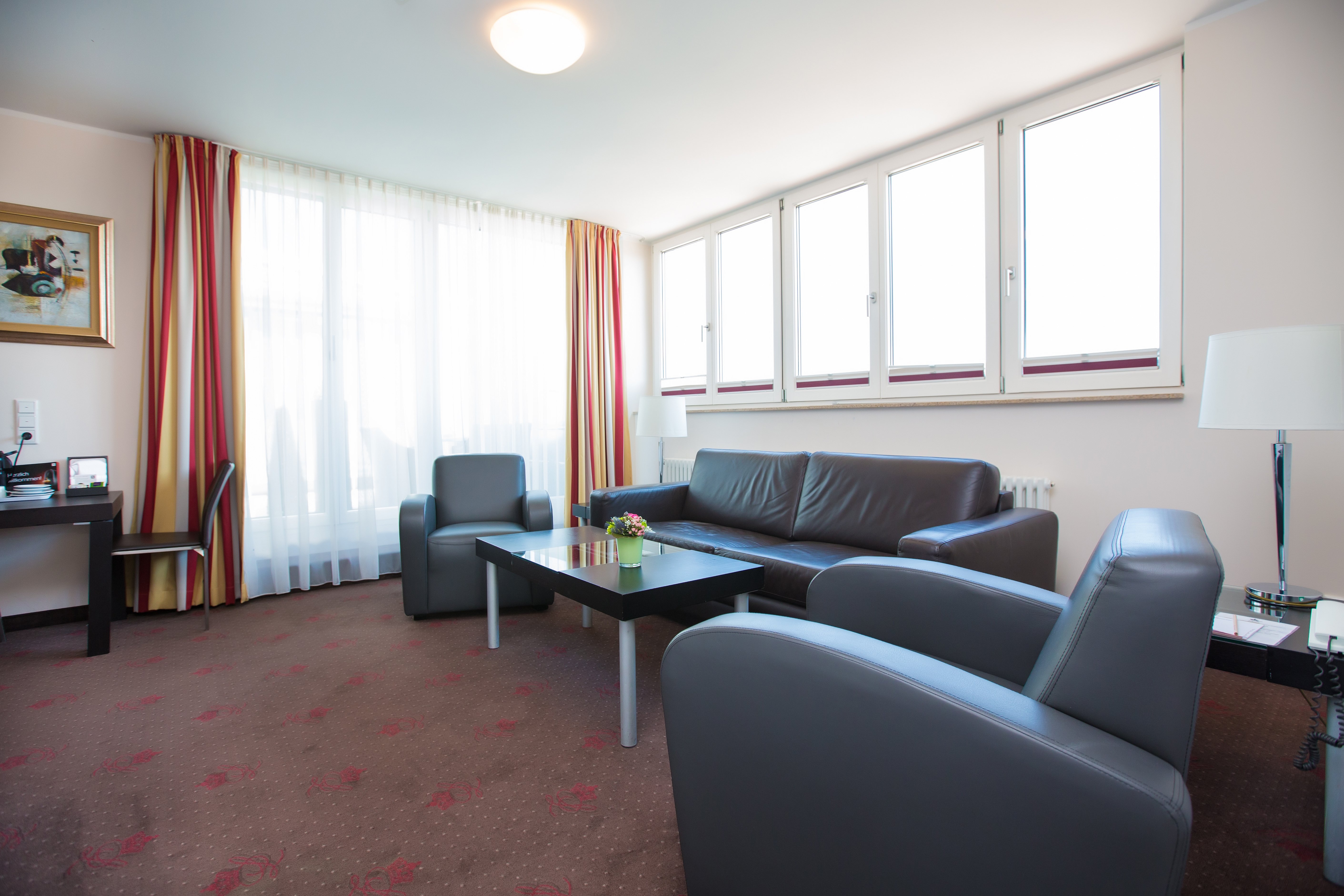 HOTEL KOENIG LUDWIG II-guestroom-Junior Suite.jpg