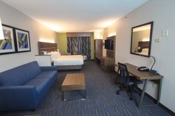  - Holiday Inn Express & Suites CSU - I-26, Exit 205B