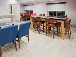  - Holiday Inn Express & Suites Dickinson