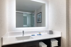  - Holiday Inn Express & Suites Cambridge