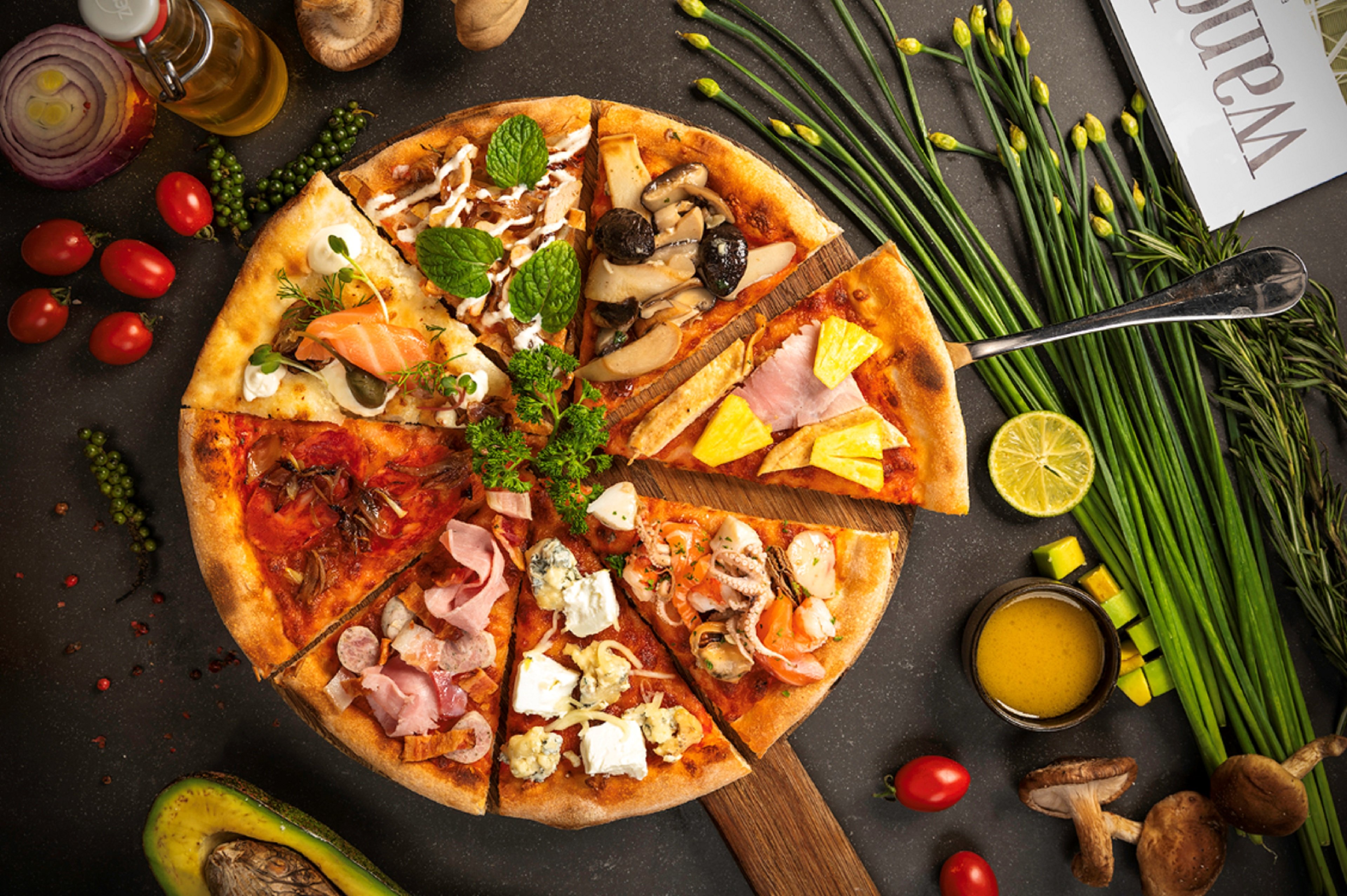 INTERCONTINENTAL LANDMARK 72 BY IHG-guestroom-Stone-oven pizza from 3 Spoons' Italian kitchen.jpg
