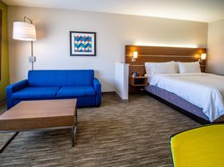  - Holiday Inn Express & Suites Airport Oklahoma City - I-40, Exit 145