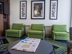  - Holiday Inn Express & Suites Airport Oklahoma City - I-40, Exit 145