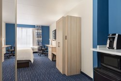  - Holiday Inn Express Quantico Dumfries - I-95, Exit 152