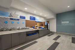  - Holiday Inn Express Quantico Dumfries - I-95, Exit 152