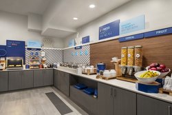  - Holiday Inn Express Quantico Dumfries - I-95, Exit 152