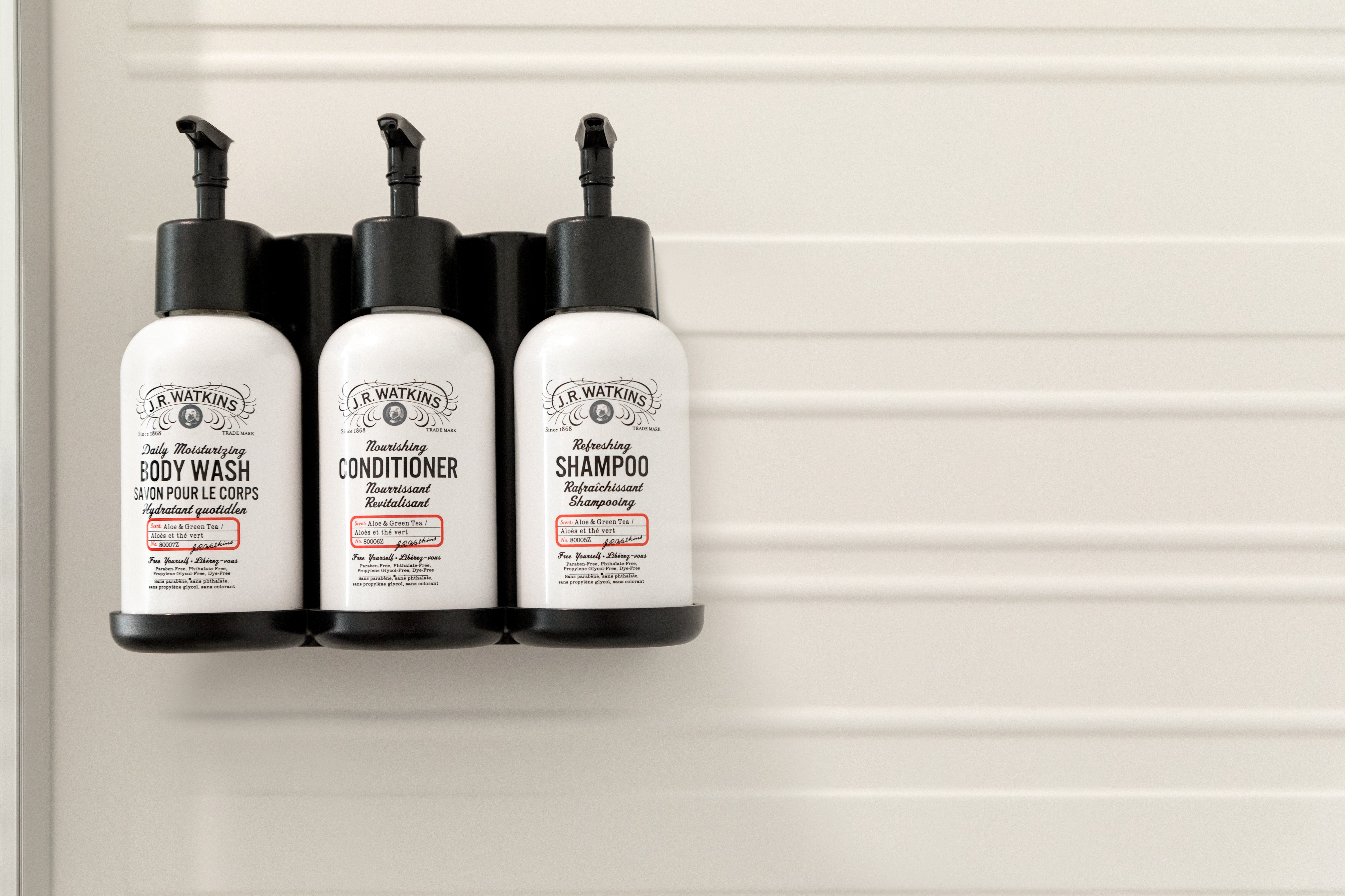 AVID HOTEL PRATTVILLE-guestroom-You'll enjoy our J.R. Watkins shower amenities, we're sure of it!.jpg