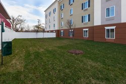  - Candlewood Suites Downtown Louisville - I-71, Exit 2