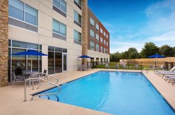  - Holiday Inn Express Lake Park - I-75, Exit 5