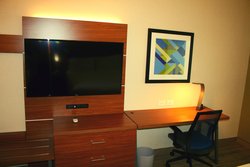  - Holiday Inn Express & Suites Marina