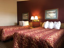  - Red Carpet Inn Windom