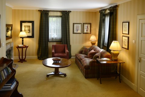 INVERLOCHY CASTLE - Photo 58