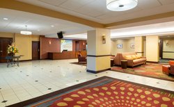  - Holiday Inn Norwich - I-395, Exit 11
