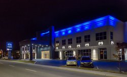  - Le Dauphin Hotel Suites Drummondville