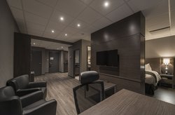  - Le Dauphin Hotel Suites Drummondville