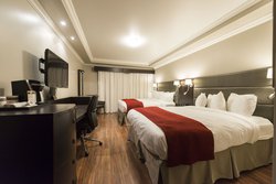  - Le Dauphin Hotel Suites Drummondville
