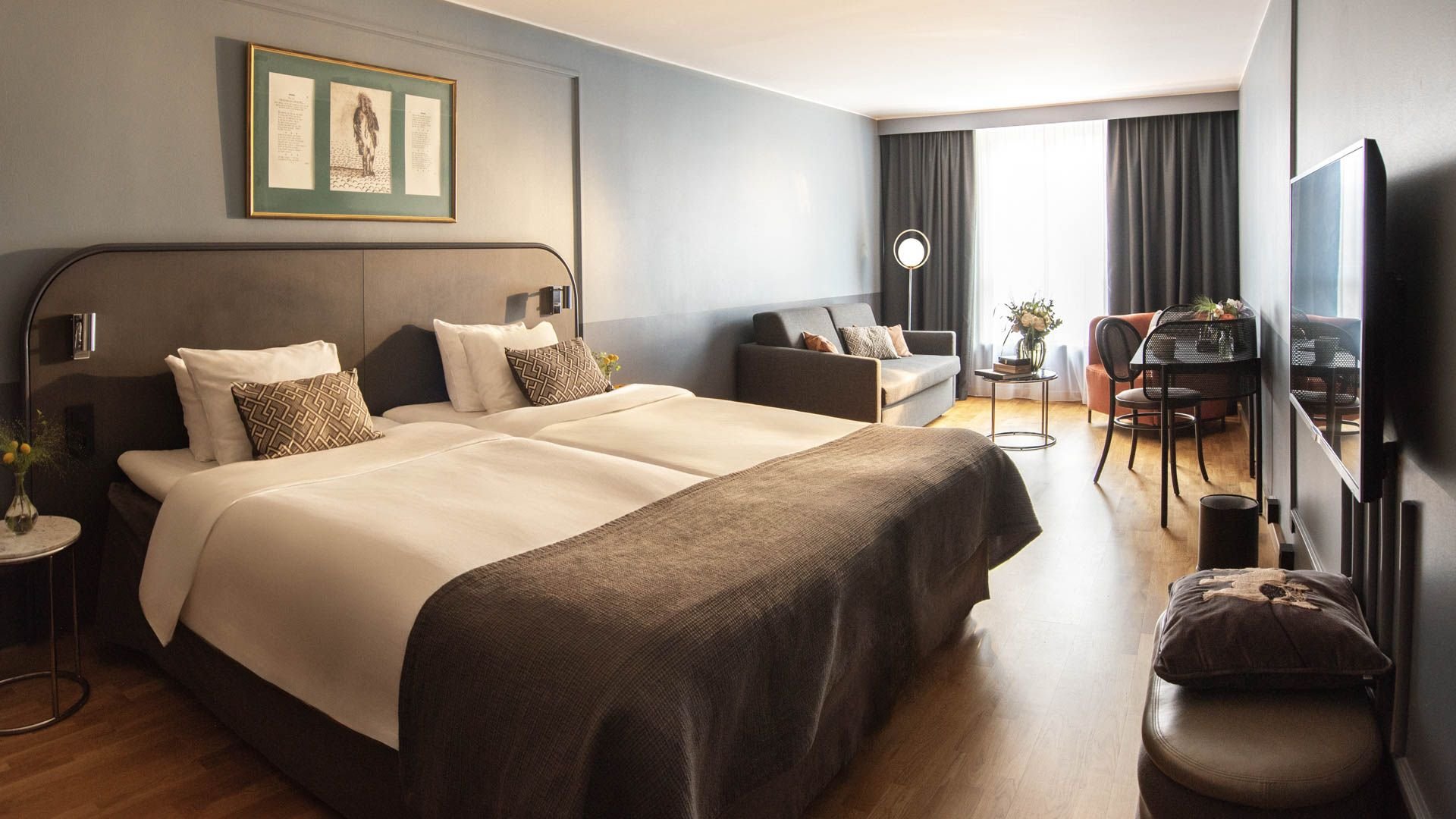 HOTEL HASSELBACKEN-guestroom-Deluxe Room.jpg