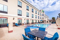  - Holiday Inn Express & Suites Floresville