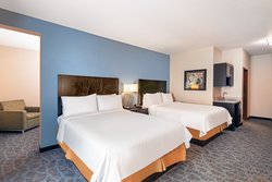  - Holiday Inn Express & Suites Floresville